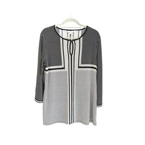 Chic Black and Cream Women's Blouse by Max Studio